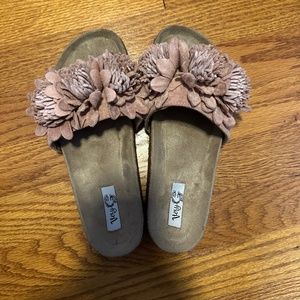 Floral Slipons